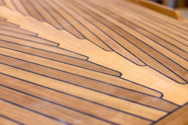 Faurby craftsmanship - teak deck