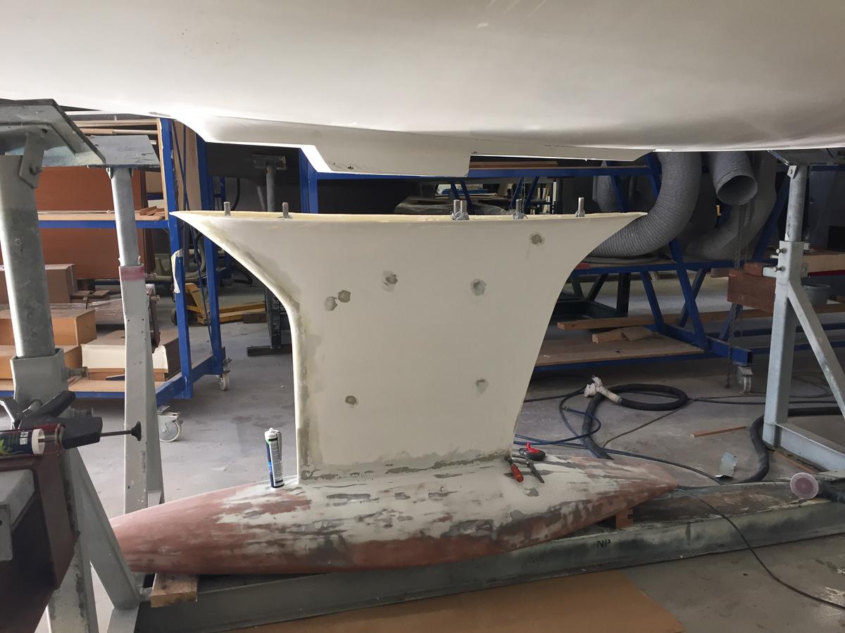 Keel replacement or adjustment at Faurby Yacht