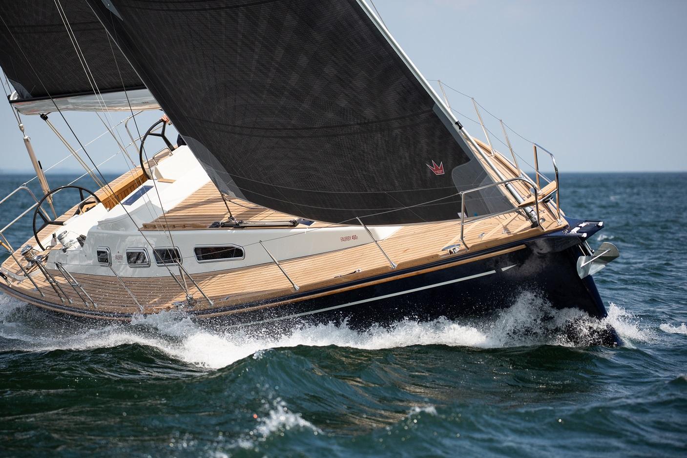 Faurby 460 sailing